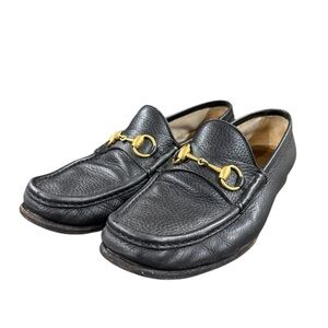 Gucci Pebbled Black Leather Classic Gold Horsebit Loafers Size 7.5 IT 8.5 US